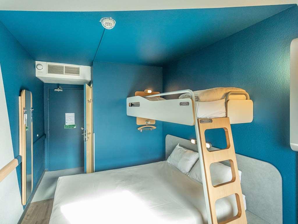 Ibis Budget ブールジュ 部屋 写真